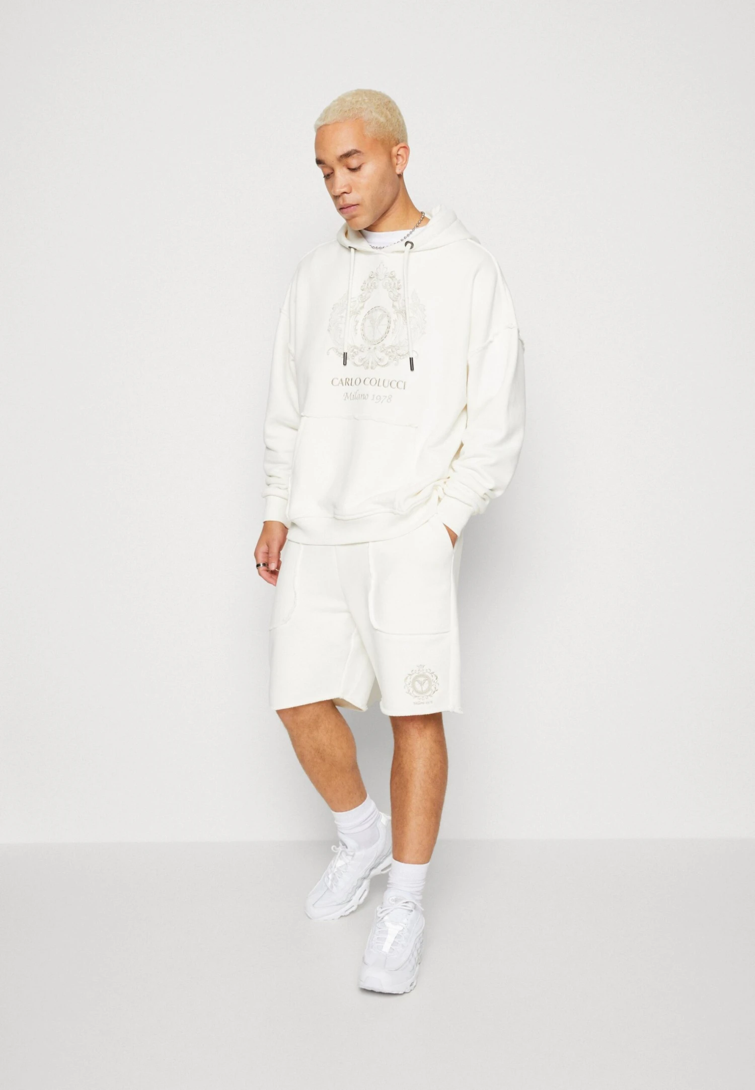 CARLO COLUCCI Unisex - Shorts - Offwhite 2 CARLO COLUCCI Unisex - Shorts - Offwhite - Afbeelding 2