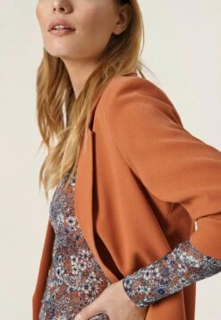 Soaked In Luxury Shirley- Halflange Jas - Amber Brown 9 Soaked In Luxury Shirley- Halflange Jas - Amber Brown -Only Mode Winkel 012774f6bde24b87b1d83636893ac002