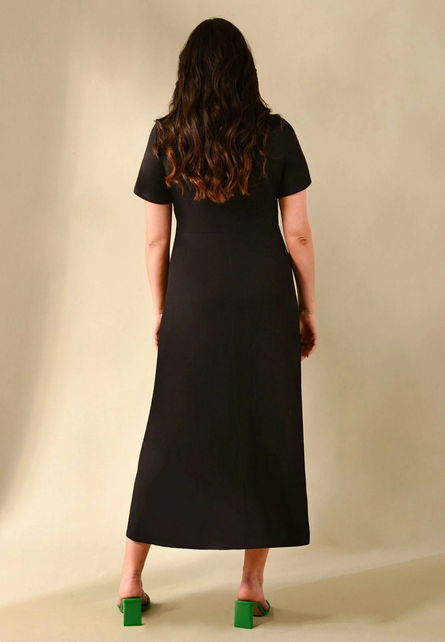 Wrap Short Sleeved- Jerseyjurk - Black 2 Wrap Short Sleeved- Jerseyjurk - Black - Afbeelding 2