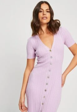 Tussah Esmae- Etui-Jurk - Lilac -Only Mode Winkel 01e71ac77ca247e5b4bae40cba3ab4b3