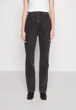 DL1961 Straight Leg Jeans - Black Denim