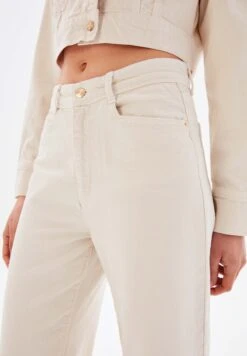 Wide Leg - Flared Jeans - Light Beige 9 Wide Leg - Flared Jeans - Light Beige -Only Mode Winkel 02dbcb301e4044f19dba8b39ed7c397d