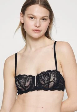 ETAM Parure - Voorgevormde Bh - Black 8 ETAM Parure - Voorgevormde Bh - Black -Only Mode Winkel 037e52cbd11345d4ab585a811770e33c