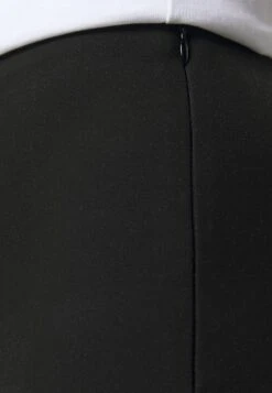 MAX & Co. Meta - Broek - Black -Only Mode Winkel 03e18eed329a4d99bb6f2d211ae7c9cb