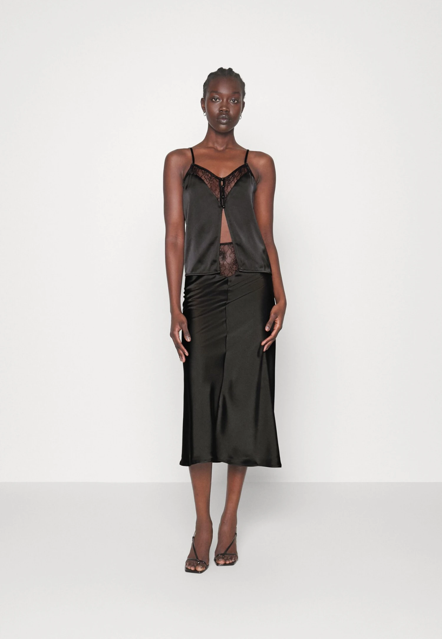 Curzola - A-Lijn Rok - Black 2 Curzola - A-Lijn Rok - Black - Afbeelding 2