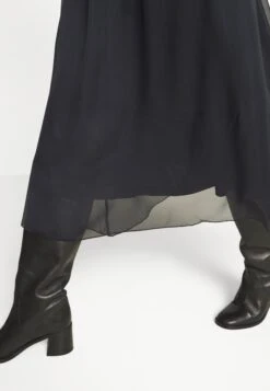 Saint Tropez Coralsz - A-Lijn Rok - Black 13 Saint Tropez Coralsz - A-Lijn Rok - Black -Only Mode Winkel 0449d9f2226142dbb658ebbbefdbfc3c