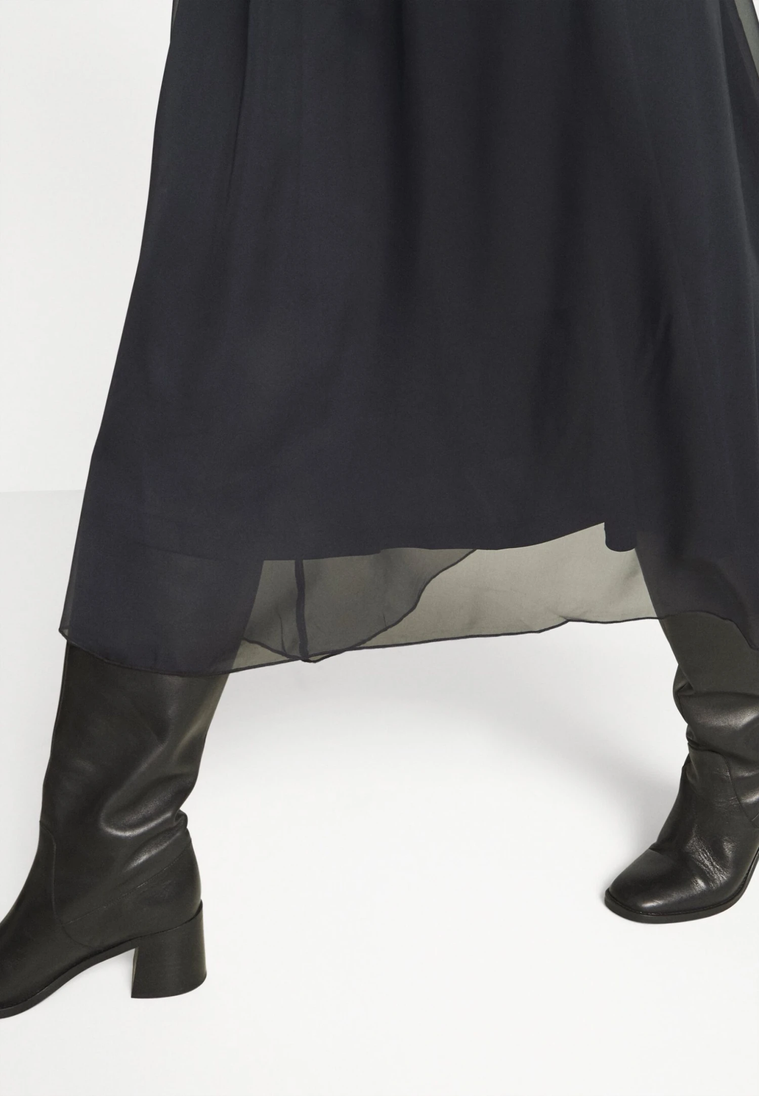 Saint Tropez Coralsz - A-Lijn Rok - Black 7 Saint Tropez Coralsz - A-Lijn Rok - Black - Afbeelding 7