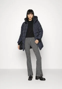 ONLY Onlnewlina Puffer Coat - Winterjas - Blue Graphite 7 ONLY Onlnewlina Puffer Coat - Winterjas - Blue Graphite -Only Mode Winkel 049fe92c750d4f03a2ad90fe705a1262