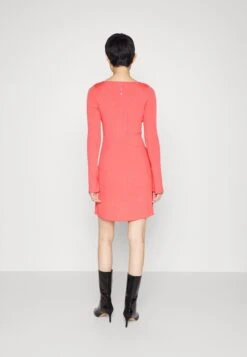 Patrizia Pepe Abito Dress - Gebreide Jurk - Juicy Peach 7 Patrizia Pepe Abito Dress - Gebreide Jurk - Juicy Peach -Only Mode Winkel 05087edac1264d829379b6d0ee5d6f66