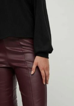 Vila Broek - Winetasting -Only Mode Winkel 05ae21912d9c4a989b07a3979bf9b416