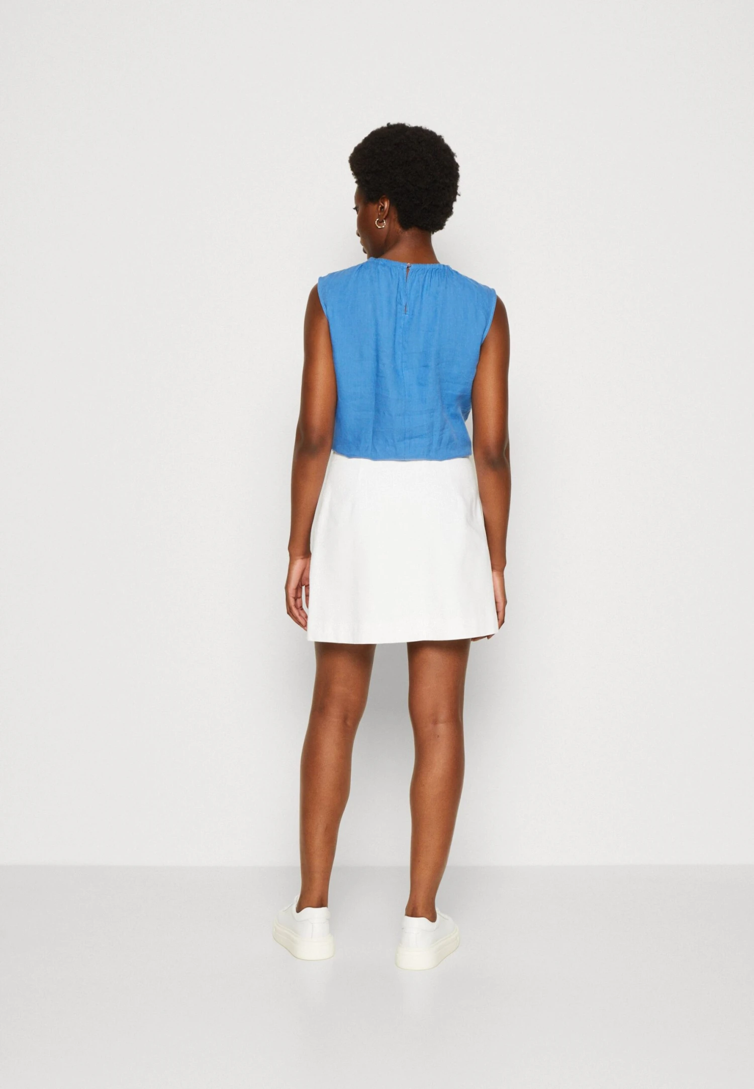 Marc O'Polo DENIM Skirt A-Shaped Fit Mini Length Mid Waist Pleated - Minirok - Clean Polar White 3 Marc O'Polo DENIM Skirt A-Shaped Fit Mini Length Mid Waist Pleated - Minirok - Clean Polar White - Afbeelding 3