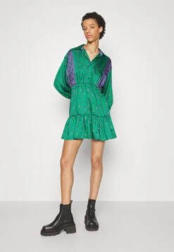Sandro Robe - Blousejurk - Vert 11 Sandro Robe - Blousejurk - Vert -Only Mode Winkel 083b7acbdd7e4891b9fd9f55db4dc8ef