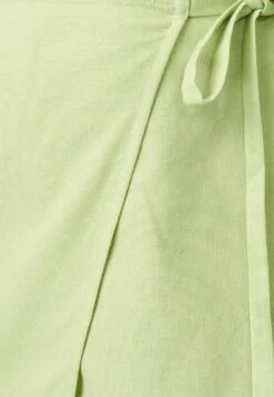 Crossed Midi- A-Lijn Rok - Mint Green 11 Crossed Midi- A-Lijn Rok - Mint Green -Only Mode Winkel 0a2bd006f8204abfb259dd401470028a