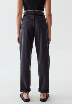 Calli Turn Up - Straight Leg Jeans - Washed Black -Only Mode Winkel 0a536eb8a35c4b0081f918b050c0b1bc