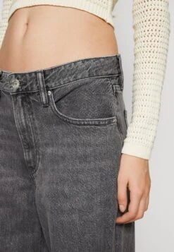 Gina Tricot Baggy - Relaxed Fit Jeans - Grey 9 Gina Tricot Baggy - Relaxed Fit Jeans - Grey -Only Mode Winkel 0b4db70d96744e02a1baa25aeac17ed6