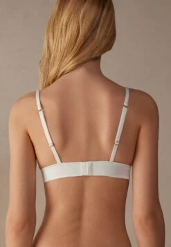 Intimissimi Pure Charme - Triangel Bh - Powder White 7 Intimissimi Pure Charme - Triangel Bh - Powder White -Only Mode Winkel 0ba51fd88da448baaea770d736fa27ef