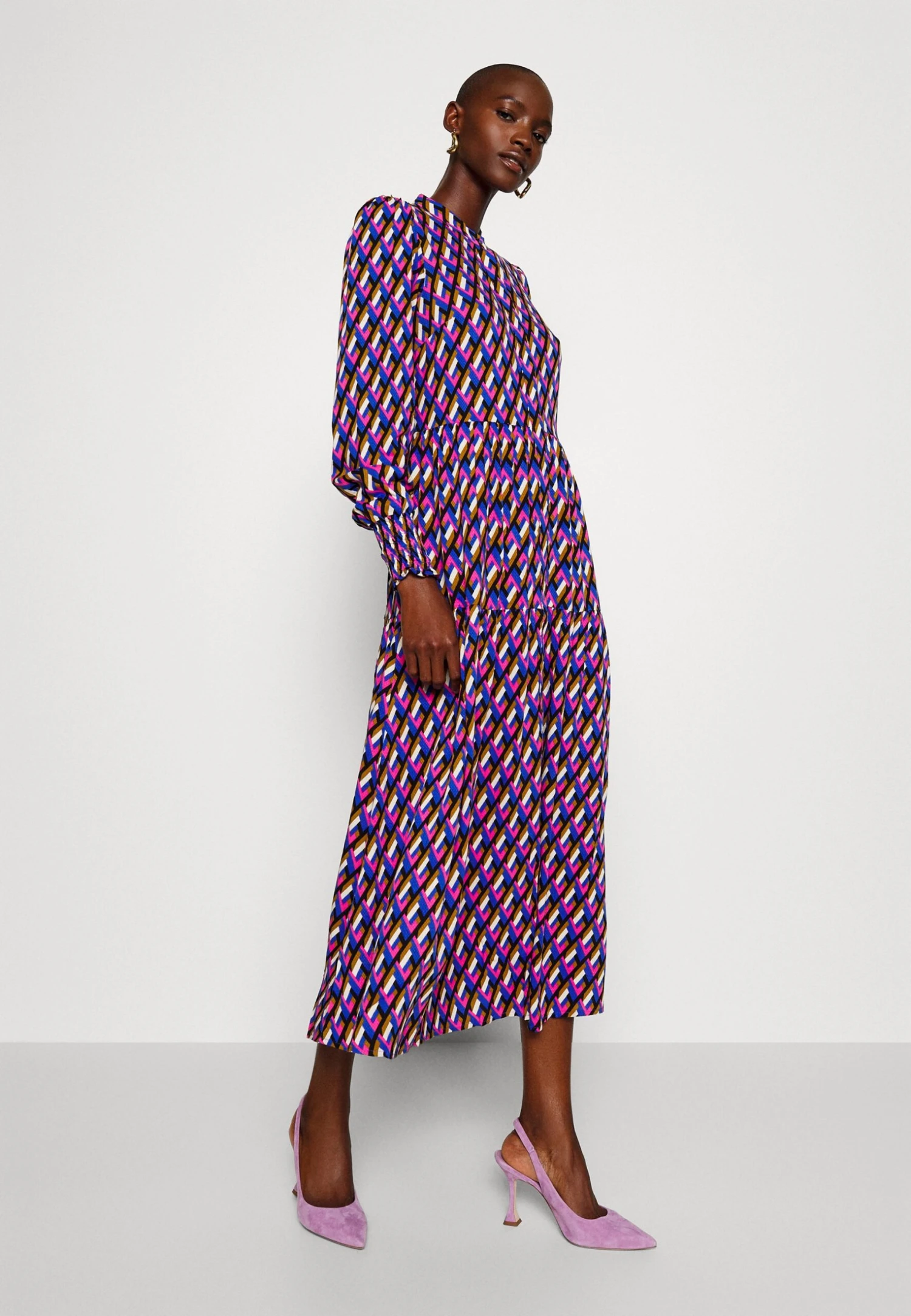 Yasalira Long Shirt Dress- Maxi-Jurk - Surf The Web/Zagga 2 Yasalira Long Shirt Dress- Maxi-Jurk - Surf The Web/Zagga - Afbeelding 2