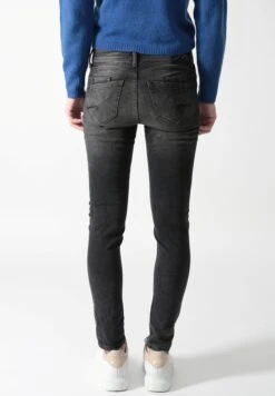 Misty Slim Fit- Slim Fit Jeans - Schwarz 7 Misty Slim Fit- Slim Fit Jeans - Schwarz -Only Mode Winkel 0c8ef009c14c407e981df07ee6eaa196