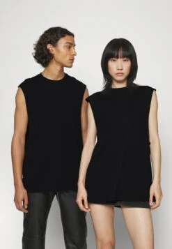 YOURTURN Unisex 2 Pack - Top - White, Black 12 YOURTURN Unisex 2 Pack - Top - White, Black -Only Mode Winkel 0cc3b7f6579944c6939458a4963fb1b9