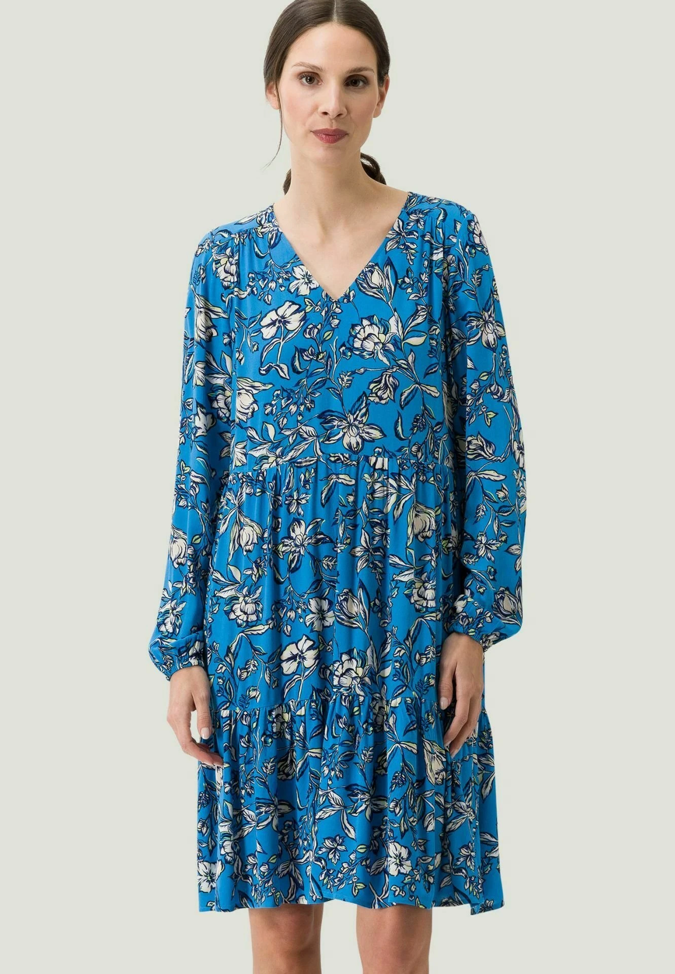 Zero Jurk - Light Bluecream 1 Zero Jurk - Light Bluecream