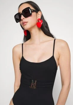 Underwire Swimsuit - Badpak - Black -Only Mode Winkel 0d729ee1a21b4b5fb0f7b82f4bb1caa0