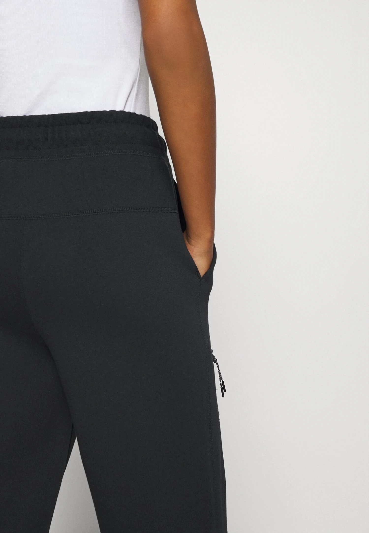 Nike Sportswear W Nsw Tch Flc Essntl Hr Pnt - Trainingsbroek - Black/Black 6 Nike Sportswear W Nsw Tch Flc Essntl Hr Pnt - Trainingsbroek - Black/Black - Afbeelding 6