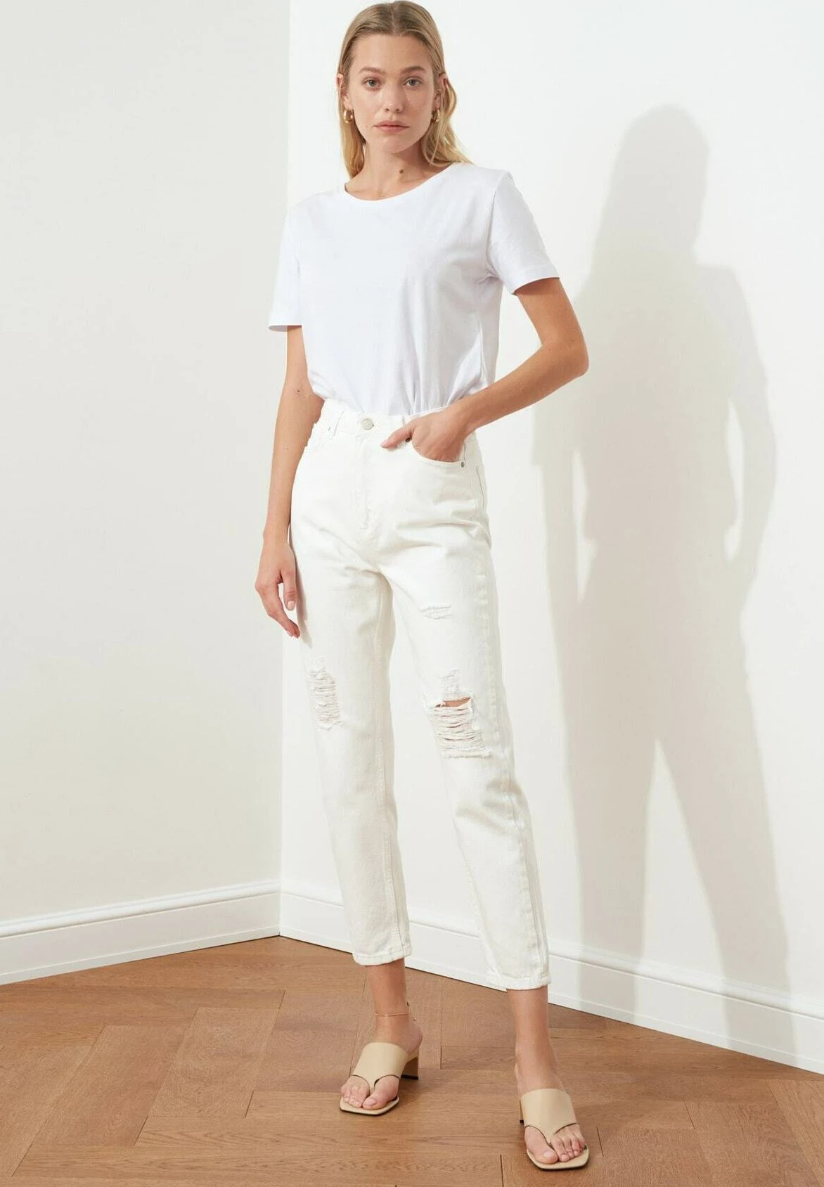 Trendyol Straight Leg Jeans - White 2 Trendyol Straight Leg Jeans - White - Afbeelding 2