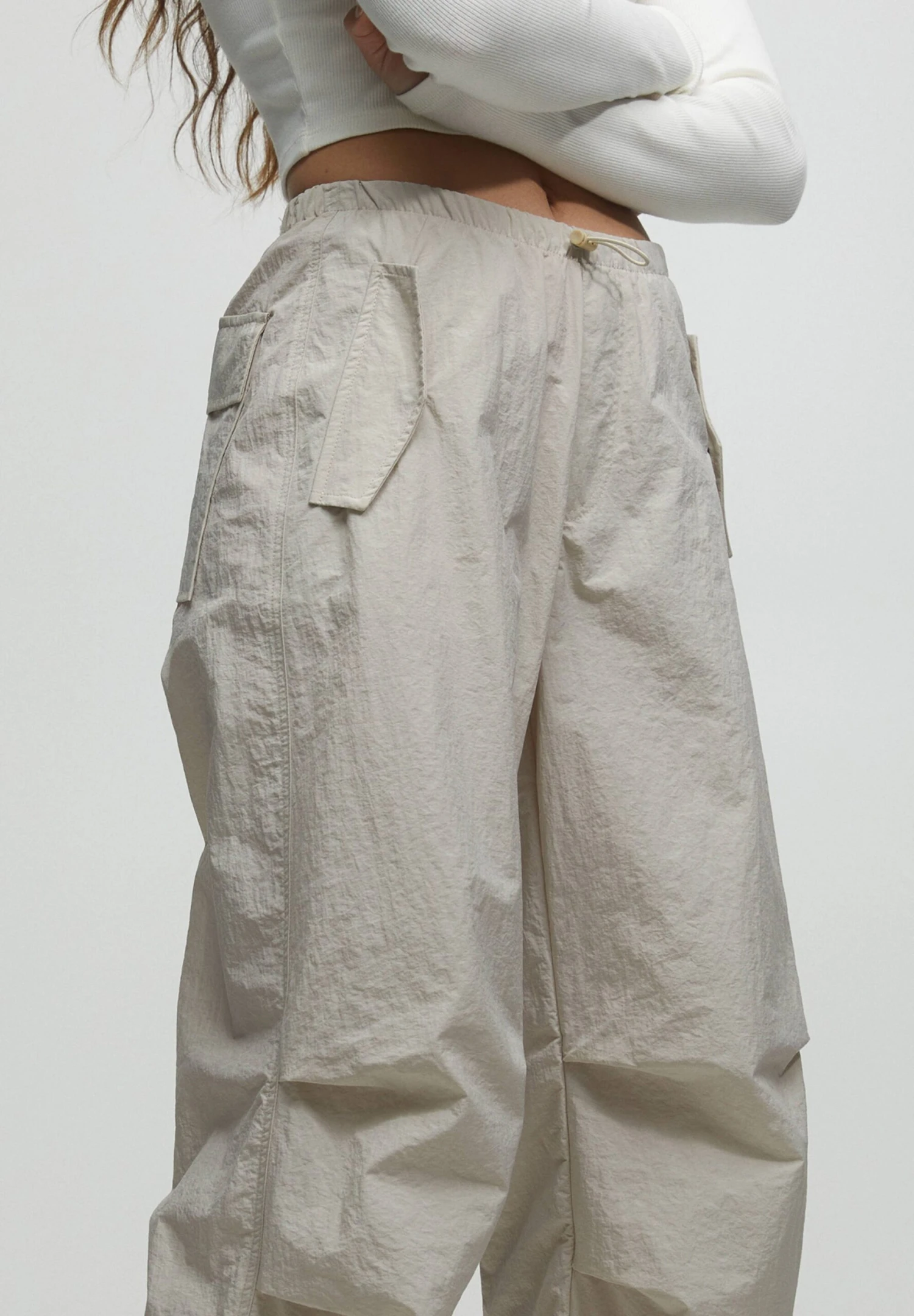 PULL & BEAR Parachute- Broek - Beige 5 PULL & BEAR Parachute- Broek - Beige - Afbeelding 5