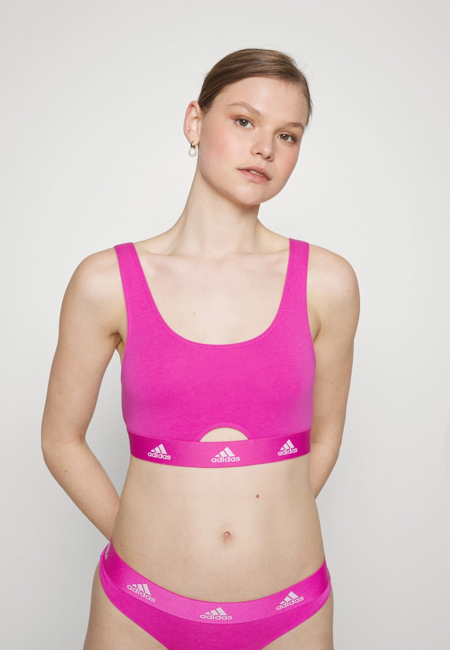 Adidas Sportswear Scoop Bralette - Bustier - Red Berry 1 Adidas Sportswear Scoop Bralette - Bustier - Red Berry