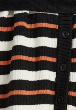 Calli Petras - Gebreide Jurk - Orange Stripe 11 Calli Petras - Gebreide Jurk - Orange Stripe -Only Mode Winkel 13d48f42a5df4e8f8025249abc4ae4a1