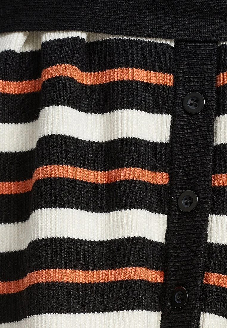 Calli Petras - Gebreide Jurk - Orange Stripe 6 Calli Petras - Gebreide Jurk - Orange Stripe - Afbeelding 6