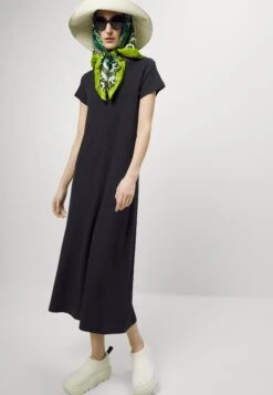 DRYKORN Kalefi- Jurk - Black 10 DRYKORN Kalefi- Jurk - Black -Only Mode Winkel 14901bee3dba488185aaec309fa928b5