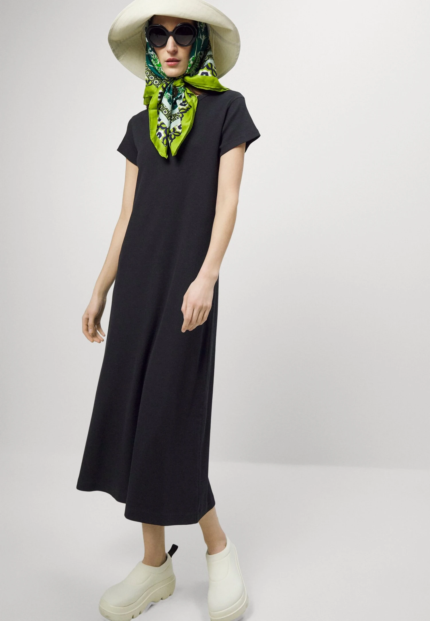 DRYKORN Kalefi- Jurk - Black 4 DRYKORN Kalefi- Jurk - Black - Afbeelding 4