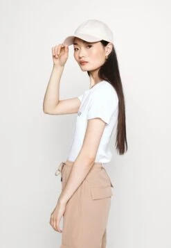 Baby Tee - T-Shirt Basic - White -Only Mode Winkel 157f1a12649e47c4a890fed181eb0d4b