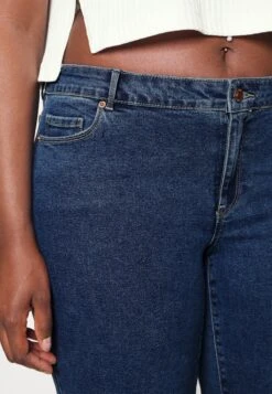 Vero Moda Curve Vmruna Seven Knickers - Jeansshort - Medium Blue Denim 9 Vero Moda Curve Vmruna Seven Knickers - Jeansshort - Medium Blue Denim -Only Mode Winkel 1755eb76b67948038b8410ea711610fd