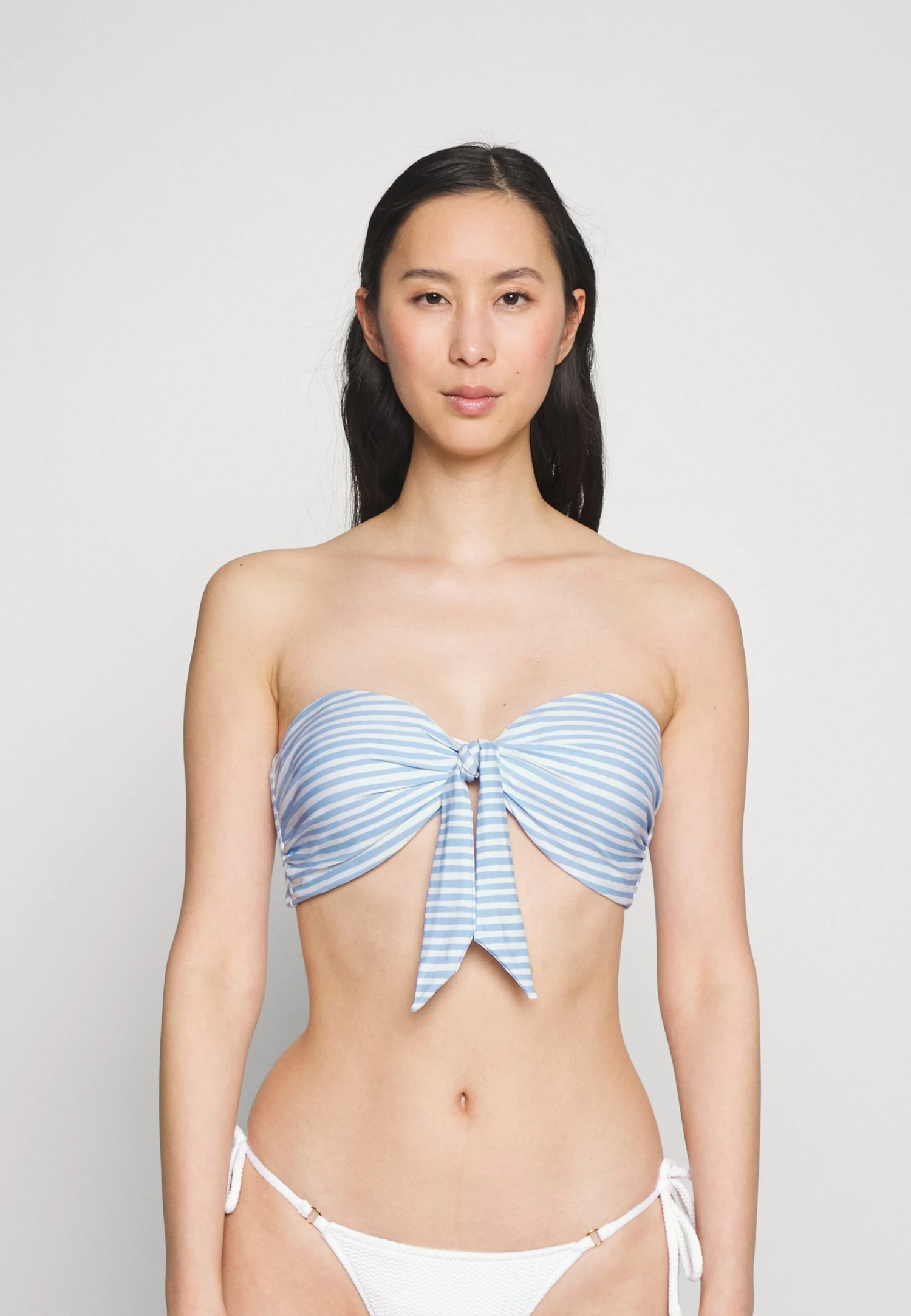 Seafolly Summer Crush Twist Tie Front Bandeau - Bikinitop - Powder Blue 3 Seafolly Summer Crush Twist Tie Front Bandeau - Bikinitop - Powder Blue - Afbeelding 3
