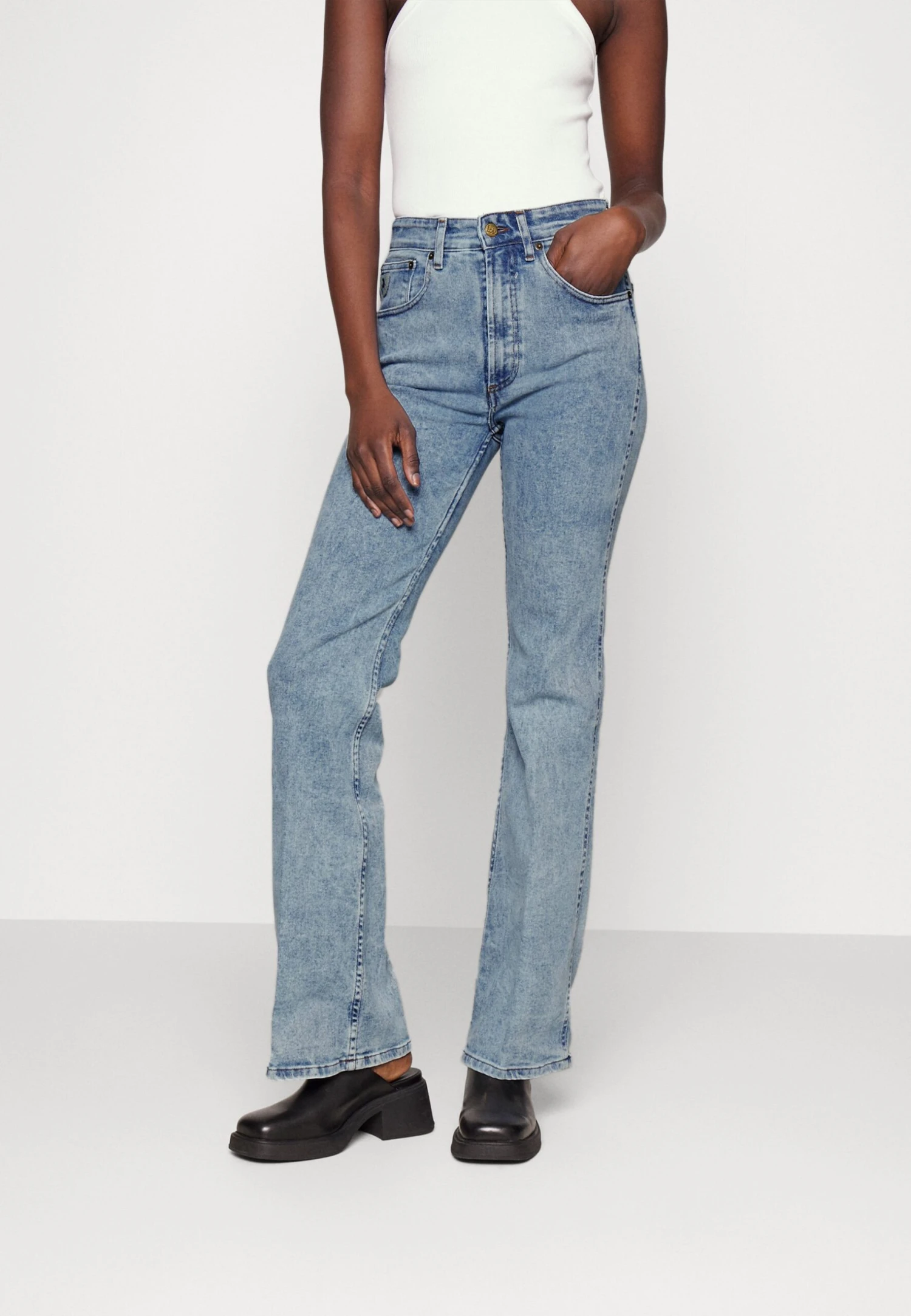 LOIS Jeans Riley Harry De Nieve - Bootcut Jeans - Snow Wash 1 LOIS Jeans Riley Harry De Nieve - Bootcut Jeans - Snow Wash