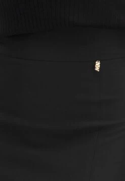 Colinera - Kokerrok - Schwarz -Only Mode Winkel 19e39ac8f648442cbc5e69757cb8fbae