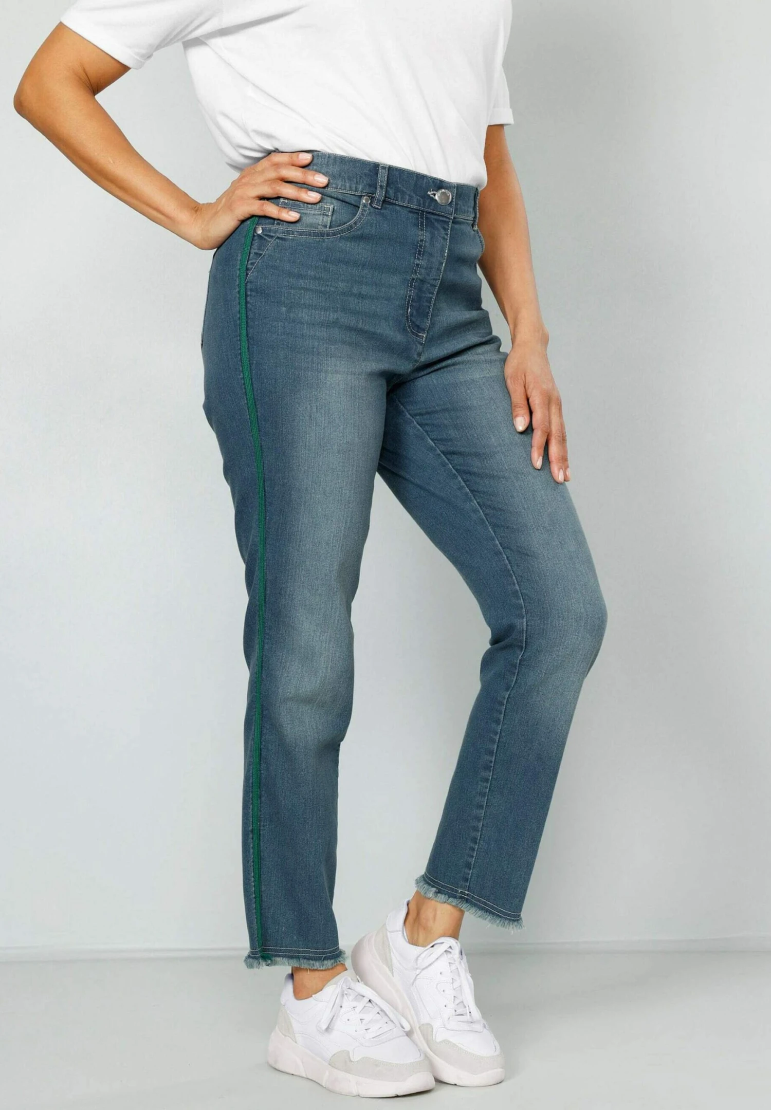 Slim Fit Jeans - Blue Bleached 1 Slim Fit Jeans - Blue Bleached