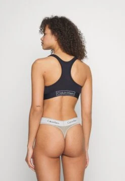 Unlined Bralette - Bustier - Night Sky -Only Mode Winkel 1b944c865bea446d8ec4a62a2b33a058