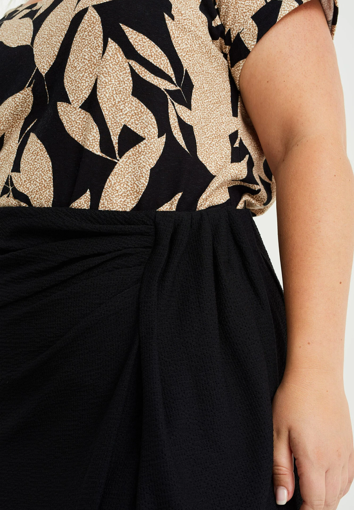 WE FASHION Curve - A-Lijn Rok - Black 4 WE FASHION Curve - A-Lijn Rok - Black - Afbeelding 4