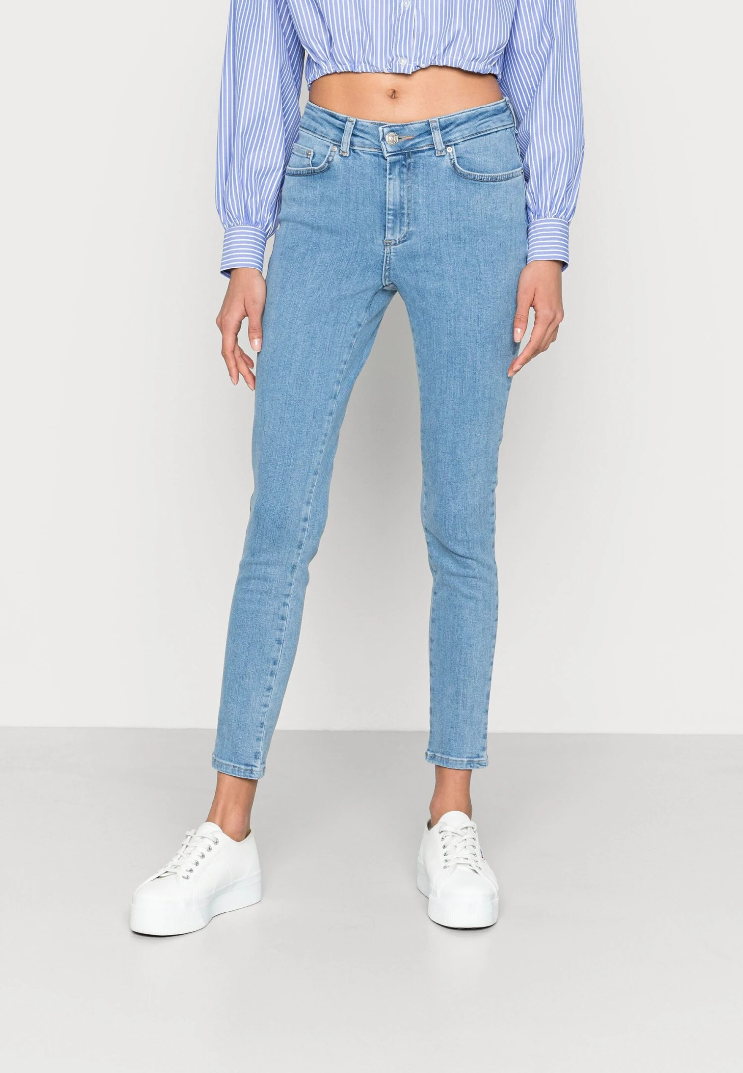 Pieces Pcdelly Noos - Jeans Skinny Fit - Medium Blue Denim 1 Pieces Pcdelly Noos - Jeans Skinny Fit - Medium Blue Denim