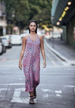 Veronica - Maxi-Jurk - Ibiza Animal Multi -Only Mode Winkel 215c99bc1fec42e58aaf8863cad412a9