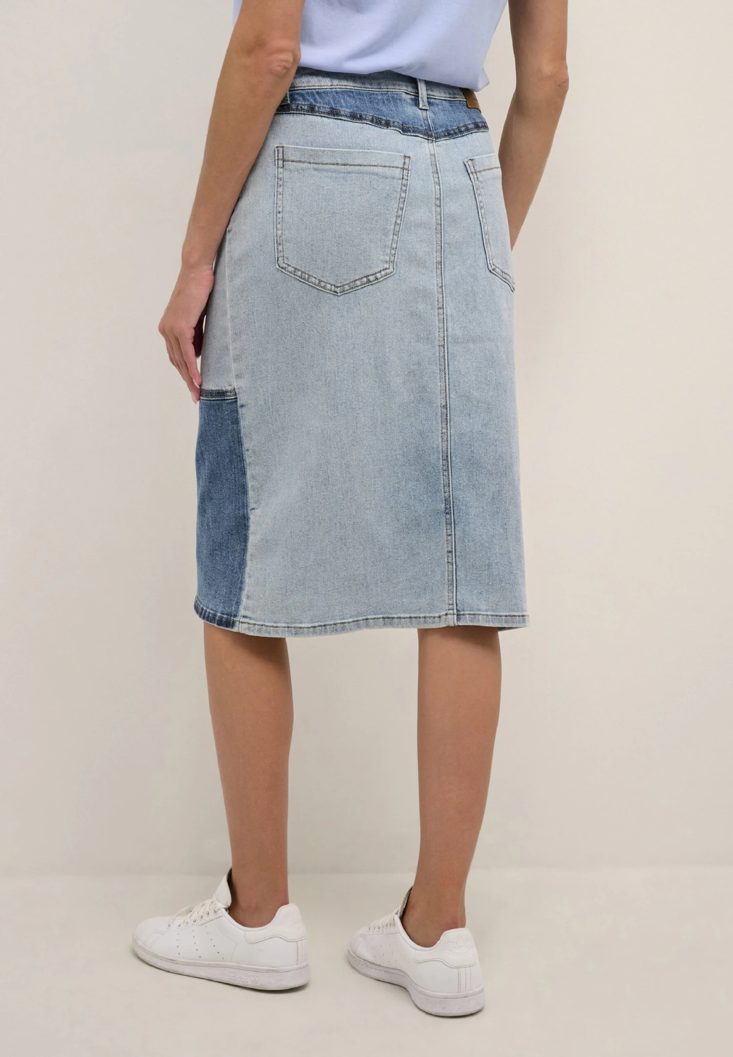 Kaffe Kira- Jeansrok - Light Blue Denim 3 Kaffe Kira- Jeansrok - Light Blue Denim - Afbeelding 3