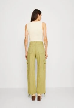 Edc By Esprit Cargobroek - Pistachio Green 8 Edc By Esprit Cargobroek - Pistachio Green -Only Mode Winkel 23ac1a42352f42abb0286dee733f5eef