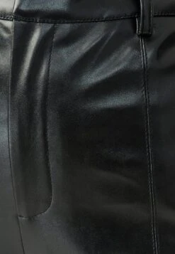 Ria Flared - Broek - Black 11 Ria Flared - Broek - Black -Only Mode Winkel 246088b54ecb4500bae15ce37bb39f98