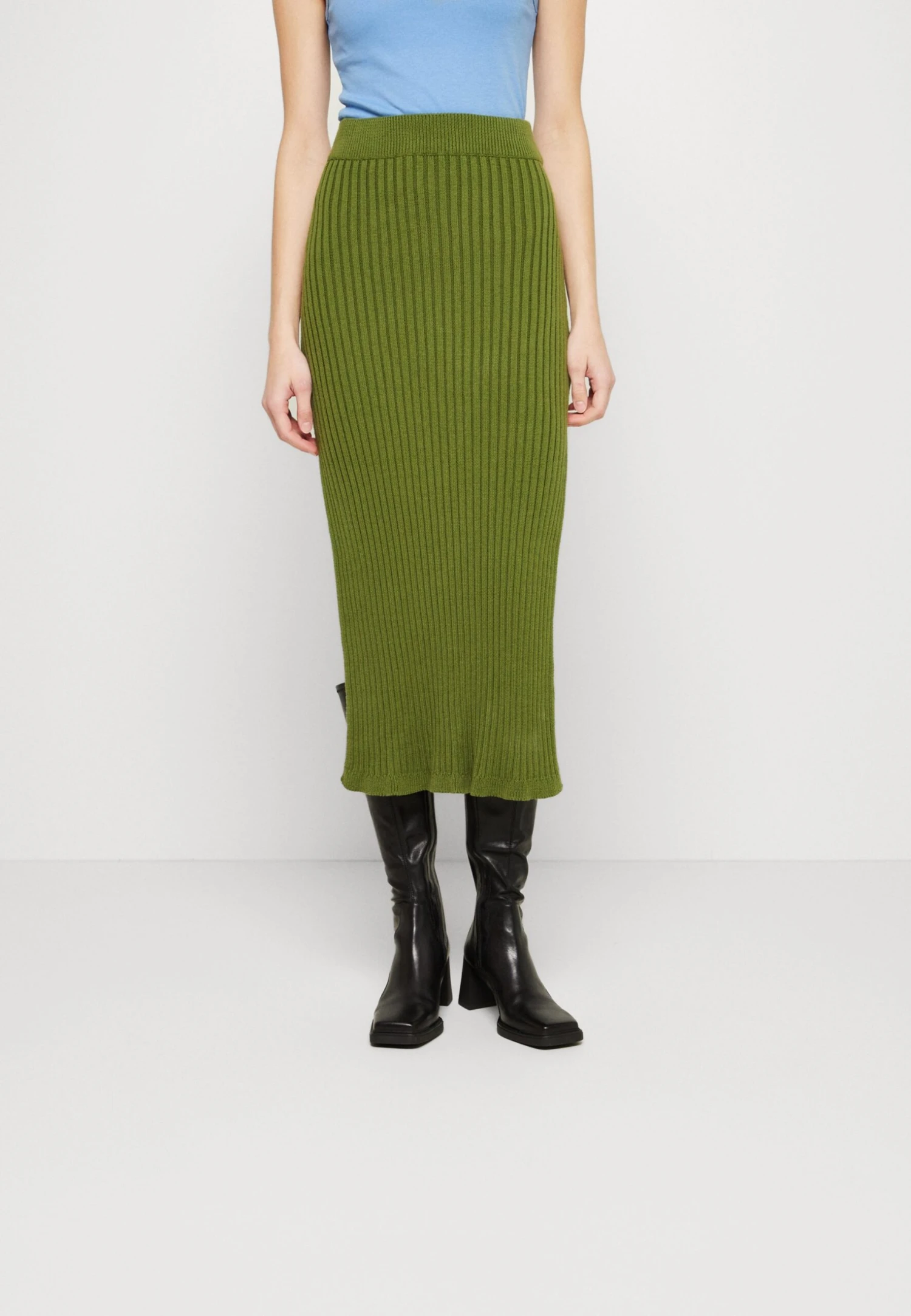 ALOHAS Wise Opened Skirt - Kokerrok - Green 1 ALOHAS Wise Opened Skirt - Kokerrok - Green