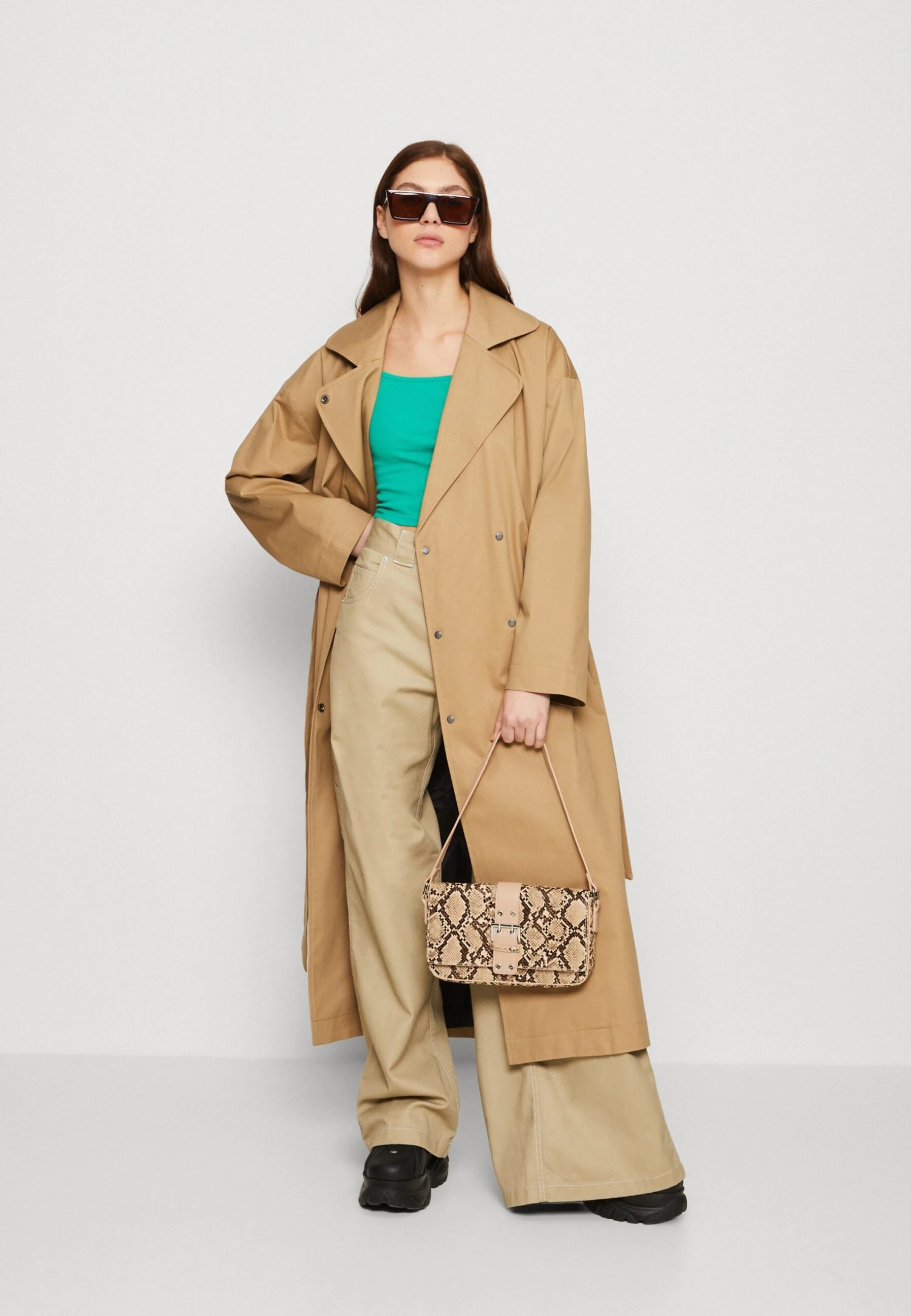Minimum Trenchcoat - Safari 2 Minimum Trenchcoat - Safari - Afbeelding 2