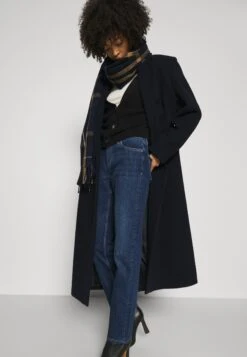 S.Oliver Lang - Straight Leg Jeans - Blue Stret 9 S.Oliver Lang - Straight Leg Jeans - Blue Stret -Only Mode Winkel 27b9b8876c634d9ebb0607a47c080e23