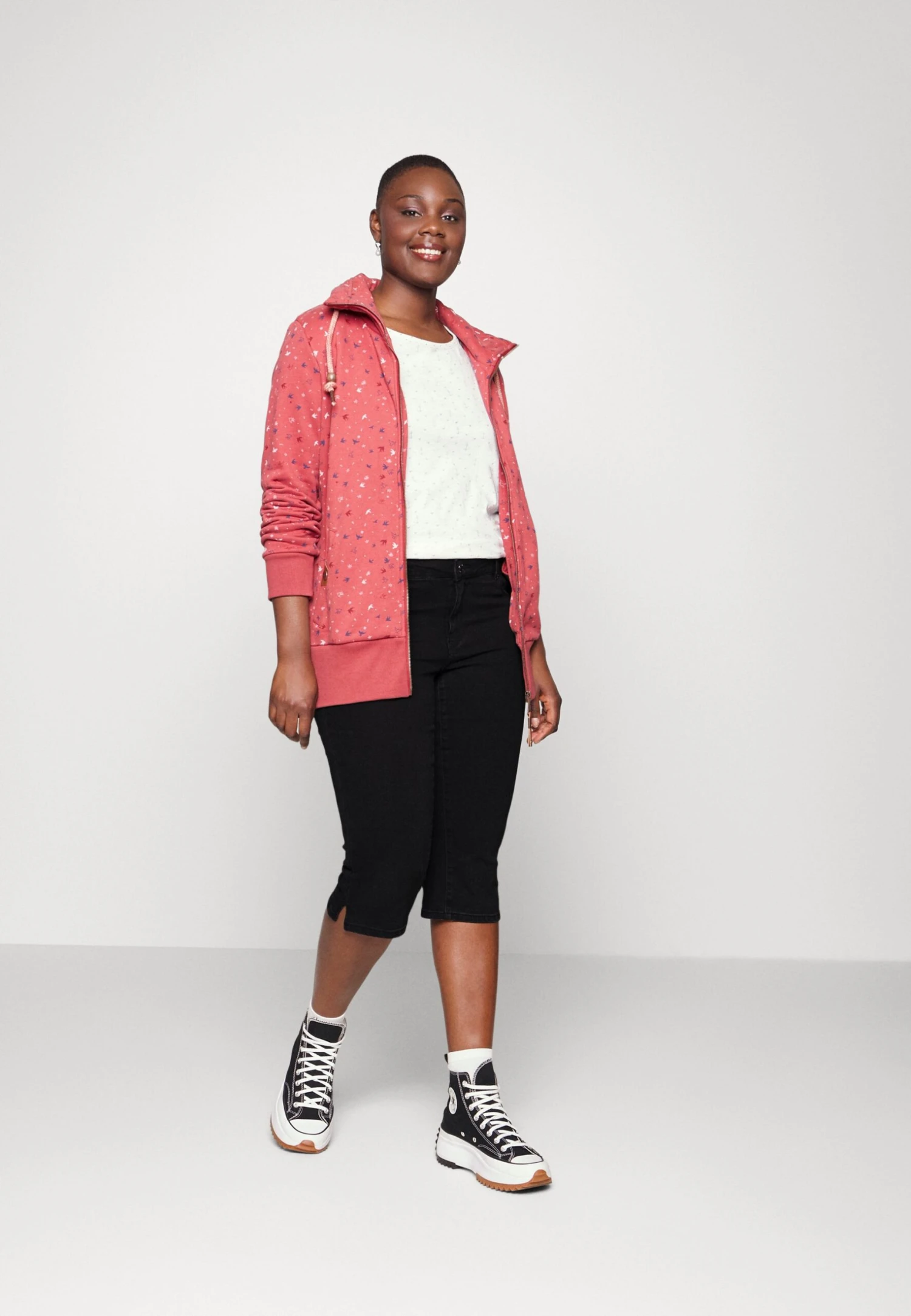 Vero Moda Curve Vmruna Seven Knickers - Jeansshort - Black 2 Vero Moda Curve Vmruna Seven Knickers - Jeansshort - Black - Afbeelding 2